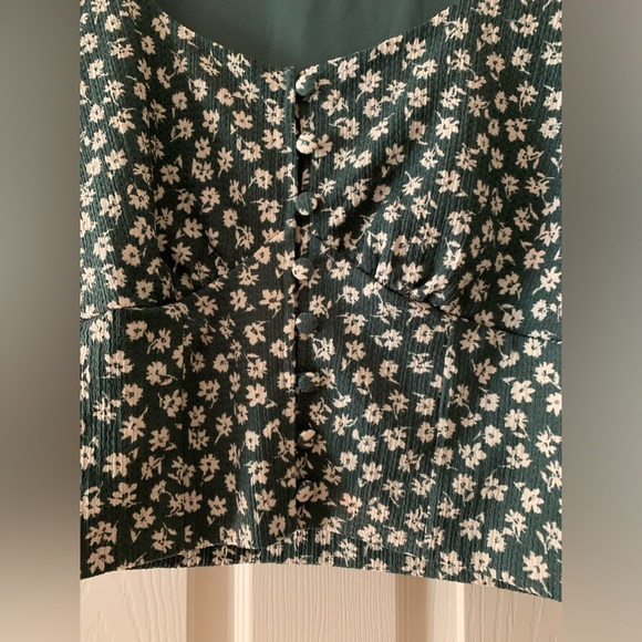 NWT Free People Floral Top Size Large Green White Buttons NEW - Picture 6 of 7